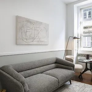 Downtown Flat With Design And Comfort At Downtown, 3rd-floor No Lift Apartment